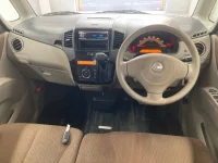 Nissan ROOX лот № 2010 оценка 3.5  с аукциона в Японии 2