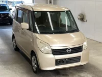 Nissan ROOX лот № 2010 оценка 3.5  с аукциона в Японии 3