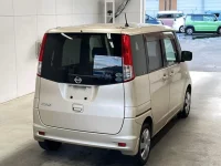 Nissan ROOX лот № 2010 оценка 3.5  с аукциона в Японии 1