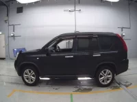 Nissan X-TRAIL лот № 10011 оценка 3.5  с аукциона в Японии 3