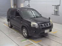 Nissan X-TRAIL лот № 10011 оценка 3.5  с аукциона в Японии 4