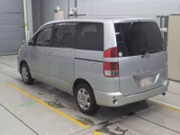 Toyota NOAH лот № 10010 оценка R  с аукциона в Японии 5