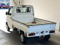 Honda ACTY TRUCK лот № 2015 оценка R  с аукциона в Японии 4