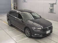 Volkswagen PASSAT VARIANT лот № 38011 оценка 4.5  с аукциона в Японии 4