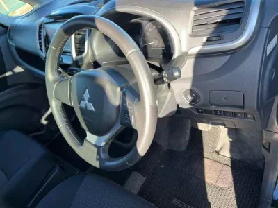 Mitsubishi DELICA D2