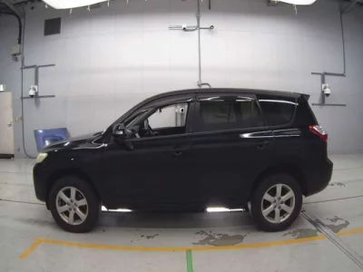 Toyota VANGUARD  с аукциона в Японии