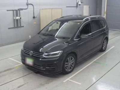 Volkswagen GOLF TOURAN  с аукциона в Японии