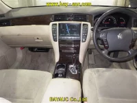 Toyota CROWN лот № 45 оценка R  с аукциона в Японии 5