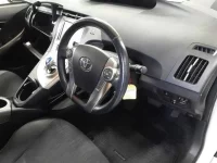 Toyota PRIUS PHV лот № 10028 оценка R  с аукциона в Японии 8