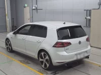 Volkswagen GOLF лот № 38027 оценка 4  с аукциона в Японии 5