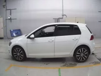 Volkswagen GOLF лот № 38029 оценка 4.5  с аукциона в Японии 3