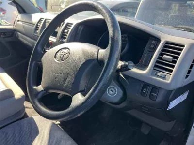 Toyota REGIUS ACE VAN  с аукциона в Японии