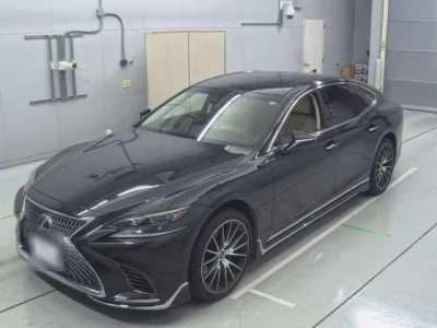 Lexus LS  с аукциона в Японии