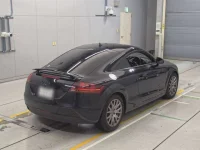 Audi TT лот № 38032 оценка 4  с аукциона в Японии 1