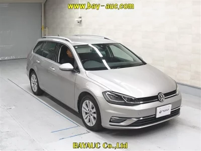 Volkswagen GOLF VARIANT