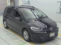 Volkswagen GOLF TOURAN лот № 38035 оценка 3.5  с аукциона в Японии 4