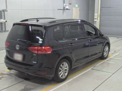 Volkswagen GOLF TOURAN  с аукциона в Японии