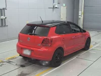 Volkswagen POLO лот № 38036 оценка 4  с аукциона в Японии 1