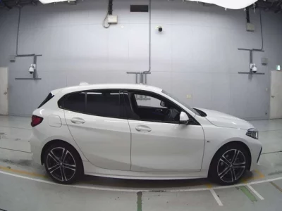 BMW 1-Series  с аукциона в Японии
