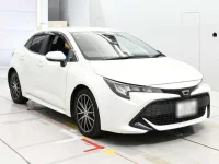 Toyota COROLLA SPORT лот № 33033 оценка 4  с аукциона в Японии 4