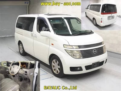 Nissan ELGRAND  с аукциона в Японии