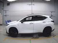 Lexus NX лот № 36041 оценка 4.5  с аукциона в Японии 3