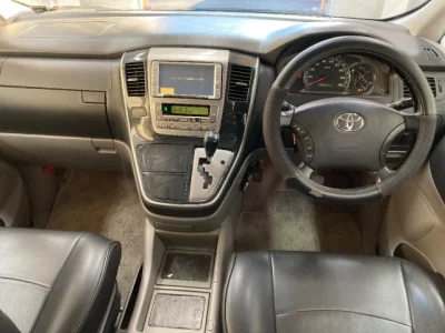Toyota ALPHARD  с аукциона в Японии