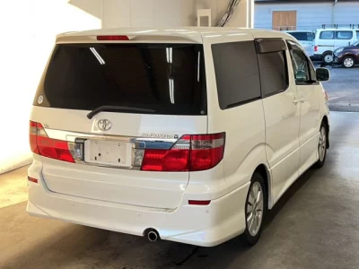 Toyota ALPHARD  с аукциона в Японии