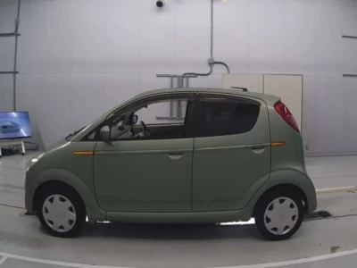 Subaru R2  с аукциона в Японии