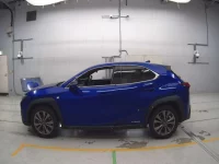 Lexus UX лот № 36046 оценка 3.5  с аукциона в Японии 3