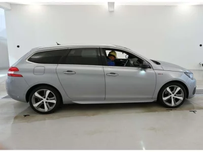 Peugeot 308  с аукциона в Японии