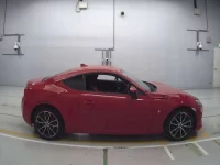 Toyota 86 лот № 36050 оценка 3.5  с аукциона в Японии 2