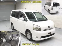 Toyota VOXY лот № 138 оценка R  с аукциона в Японии 3