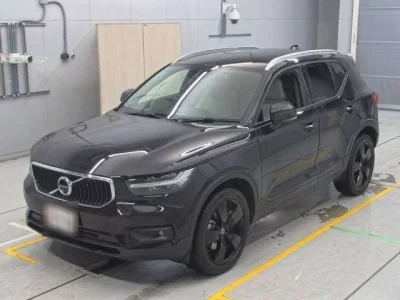 Volvo XC40  с аукциона в Японии