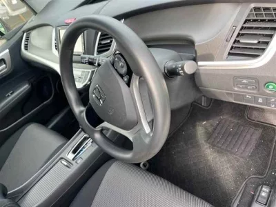 Honda JADE  с аукциона в Японии