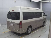 Toyota HIACE лот № 36054 оценка 3.5  с аукциона в Японии 1