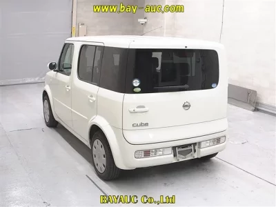 Nissan CUBE  с аукциона в Японии