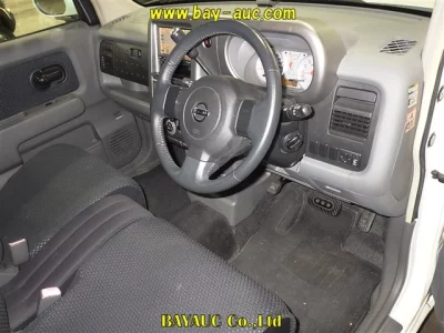 Nissan CUBE  с аукциона в Японии
