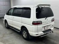 Mitsubishi DELICA лот № 20056 оценка 3.5  с аукциона в Японии 1