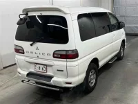 Mitsubishi DELICA лот № 20056 оценка 3.5  с аукциона в Японии 4