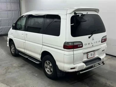 Mitsubishi DELICA  с аукциона в Японии