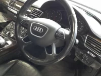 Audi A8 лот № 38068 оценка 4  с аукциона в Японии 8