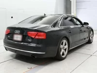 Audi A8 лот № 38068 оценка 4  с аукциона в Японии 1