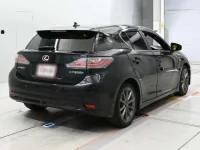 Lexus CT лот № 10077 оценка 3.5  с аукциона в Японии 1