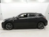 Lexus CT лот № 10077 оценка 3.5  с аукциона в Японии 3