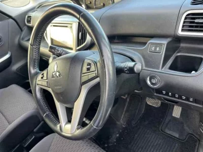 Mitsubishi DELICA D2