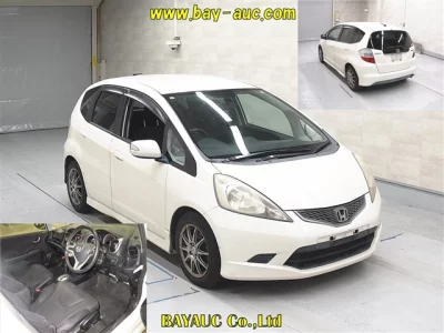 Honda FIT  с аукциона в Японии