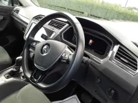 Volkswagen TIGUAN лот № 38073 оценка 4  с аукциона в Японии 8