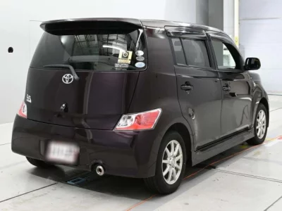 Toyota BB  с аукциона в Японии