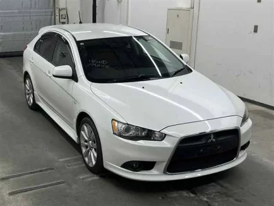 Mitsubishi GALANT FORTIS  с аукциона в Японии